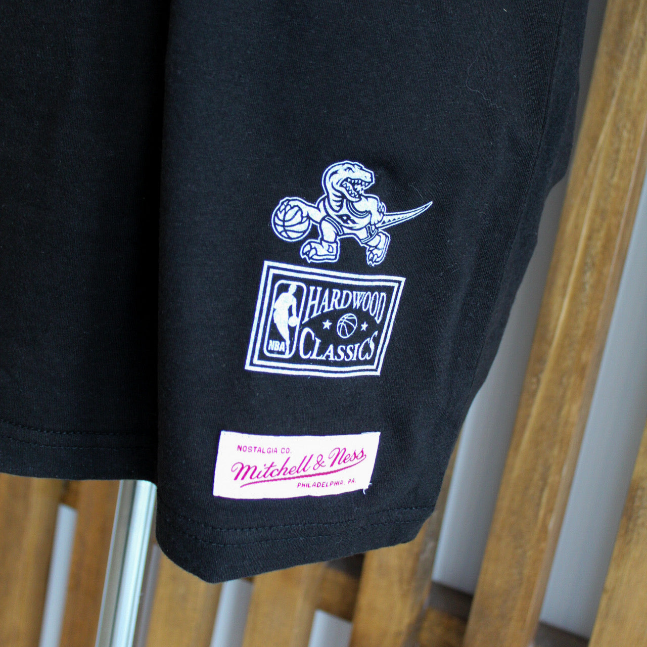 Mitchell and Ness NBA Toronto Raptors HWC Elephant Room Tee hardwood classic basketball shirt